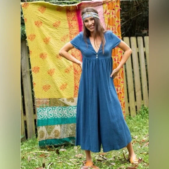 NATURAL LIFE Avery Blue V-Neck Wide-Leg Jumpsuit, Size Medium - Picture 11 of 11